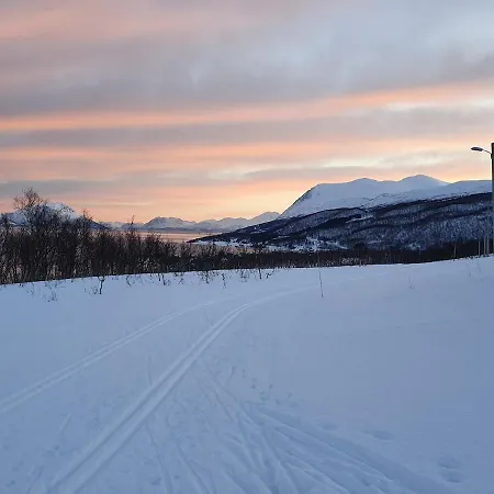 فيلة Moderne Ved Havet 3 Soverom Og 2 Bad ترومسو