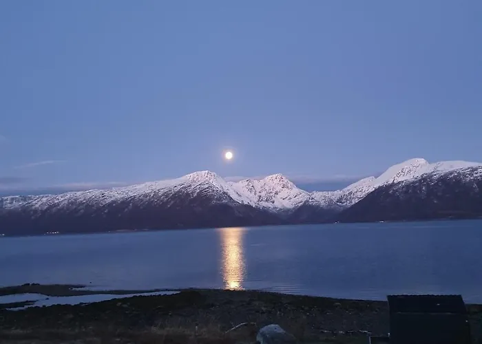 Villa Moderne Ved Havet 3 Soverom Og 2 Bad Tromsø